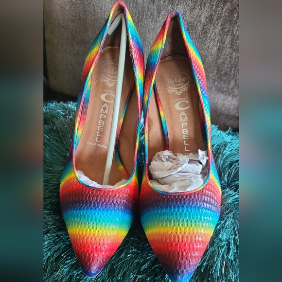 Jeffrey Campbell rainbow size 7 1/2 🌈 4 1/2  heels. - Picture 3 of 9
